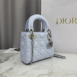 Perfetto Replica Borsa Dior Lady Dior Mini Cannage Blu Imitazione Outlet