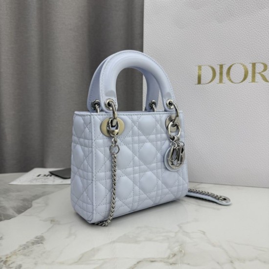 Perfetto Replica Borsa Dior Lady Dior Mini Cannage Blu Imitazione Outlet