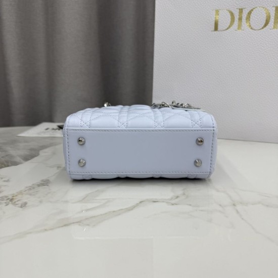 Perfetto Replica Borsa Dior Lady Dior Mini Cannage Blu Imitazione Outlet