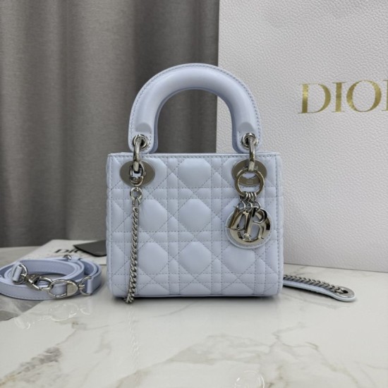 Perfetto Replica Borsa Dior Lady Dior Mini Cannage Blu Imitazione Outlet