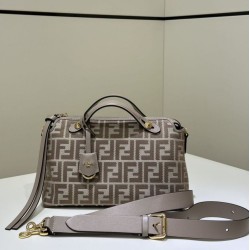 Perfetto Replica Borsa a mano media Fendi By The Way morbida marrone Imitazione Outlet