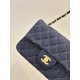 Replica Borsa a tracolla Chanel mini flap denim trapuntato A69900 blu Falso Non Originali Replica Borsa a tracolla Chanel mini flap denim trapuntato A69900 blu Imitazione fallate Outlet