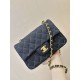 Replica Borsa a tracolla Chanel mini flap denim trapuntato A69900 blu Falso Non Originali Replica Borsa a tracolla Chanel mini flap denim trapuntato A69900 blu Imitazione fallate Outlet