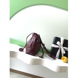 Replica Borsa a secchiello trapuntata con coulisse Chanel AS5227 bordeaux Imitazione fallate Outlet