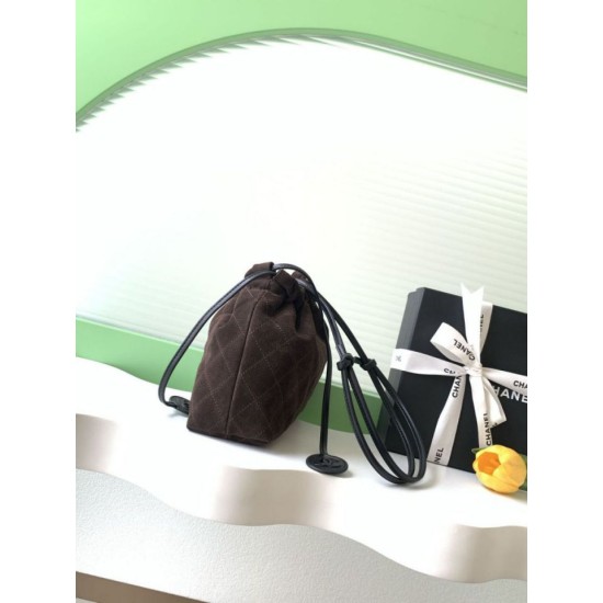 Replica Borsa a secchiello/hobo Chanel trapuntata con coulisse scamosciata AS5227 Caffè Imitazione fallate Outlet