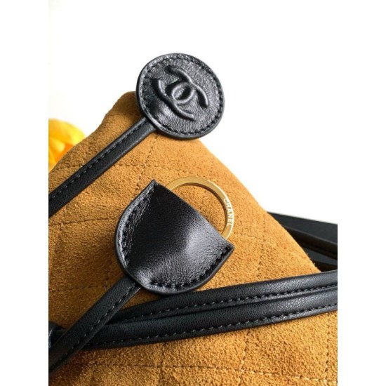 Replica Borsa a secchiello/hobo Chanel trapuntata con coulisse scamosciata AS5227 marrone Imitazione fallate Outlet