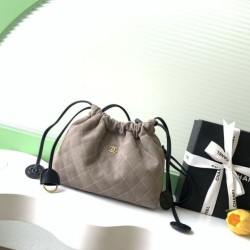 Replica Borsa a secchiello/hobo Chanel trapuntata con coulisse scamosciata AS5227 Grigio Imitazione fallate Outlet