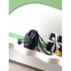 Replica Borsa a secchiello trapuntata con coulisse Chanel AS5227 Nero Imitazione fallate Outlet