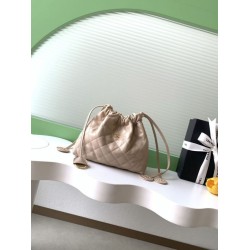 Replica Borsa a secchiello trapuntata con coulisse Chanel AS5227 albicocca Imitazione fallate Outlet