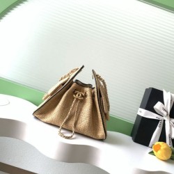 Replica Mini borsa Chanel 26P trapuntata in rafia intrecciata AS5631 marrone Imitazione fallate Outlet