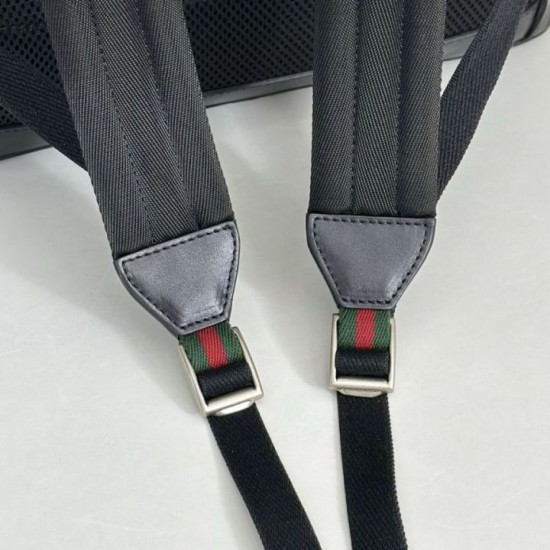 Replica Zaino medio da uomo Gucci con emblema GG 854750 Nero Imitazione fallate Outlet