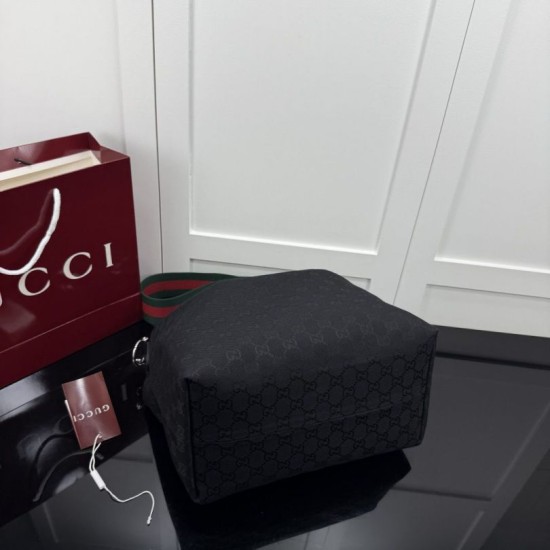 Replica Borsa a tracolla media da uomo Gucci Brera 866938 nera Imitazione fallate Outlet