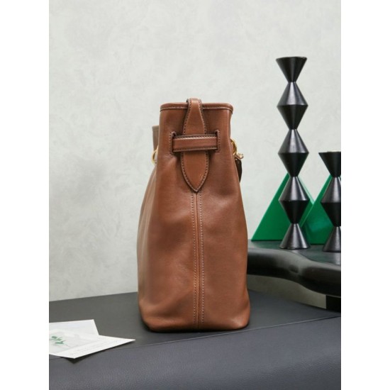 Replica Borsa a secchiello a tracolla Miu Miu Aventure nappa 5BE101 Marrone Imitazione fallate Outlet