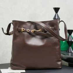 Replica Borsa a secchiello a tracolla Miu Miu Aventure nappa 5BE101 Caffè Imitazione fallate Outlet