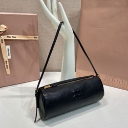 Replica Pochette compatta in nappa Miu Miu 5NE851 Nero Imitazione fallate Outlet