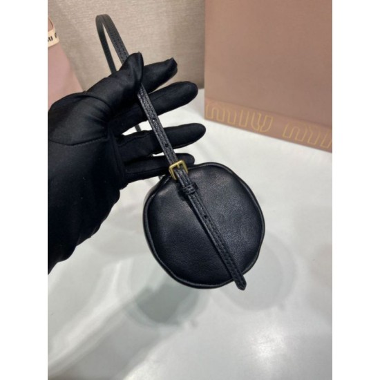 Replica Pochette compatta in nappa Miu Miu 5NE851 Nero Imitazione fallate Outlet