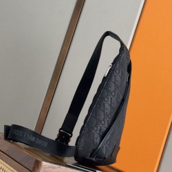 Replica Borsa a tracolla Dior Trek con cerniera Dior Oblique nylon nero Imitazione fallate Outlet