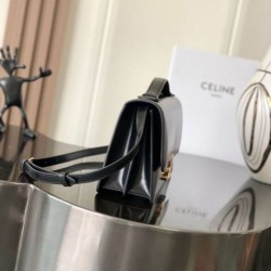 Replica Borse Celine Medium Triomphe Folio Marrone Imitazione fallate Outlet