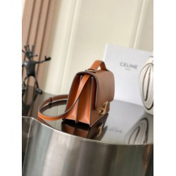 Replica Borse Celine Medium Triomphe Folio nera Falso Non Originali Replica Borse Celine Medium Triomphe Folio nera Imitazione fallate Outlet