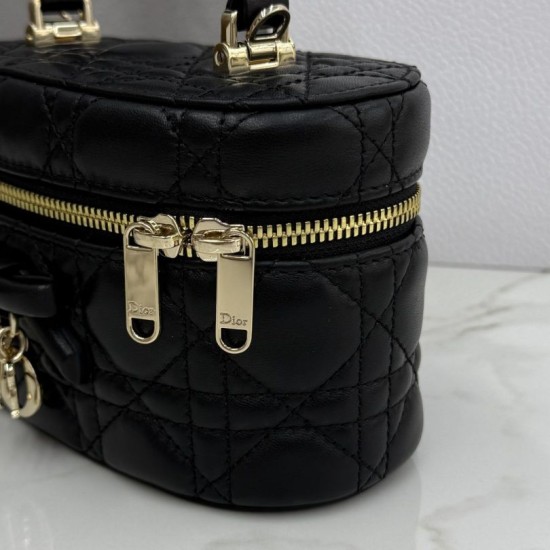 Replica Beauty case Dior Lady Dior Micro Nero Imitazione fallate Outlet