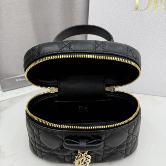 Replica Beauty case Dior Lady Dior Micro Nero Imitazione fallate Outlet