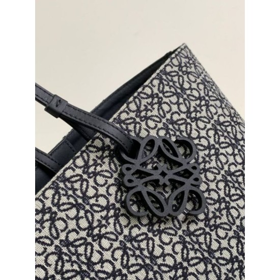 Replica Borsa tote di lusso Loewe East West in jacquard anagramma Imitazione fallate Outlet