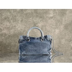 Replica Borsa Balenciaga Le City denim lavato Blu Falso Non Originali Replica Borsa Balenciaga Le City denim lavato Blu Imitazione fallate Outlet