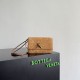 Replica Pochette Bottega Veneta Andiamo scamosciata Marrone Imitazione fallate Outlet