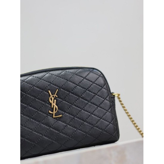 Replica Pochette trapuntata con zip Gaby YSL Saint Laurent Nero False fatte bene Online Premio Replica Pochette trapuntata con zip Gaby YSL Saint Laurent Nero Imitazione Outlet