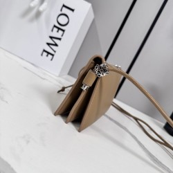 Premio Replica Borsa Loewe Joya Pouch Nappa marrone Imitazione Outlet