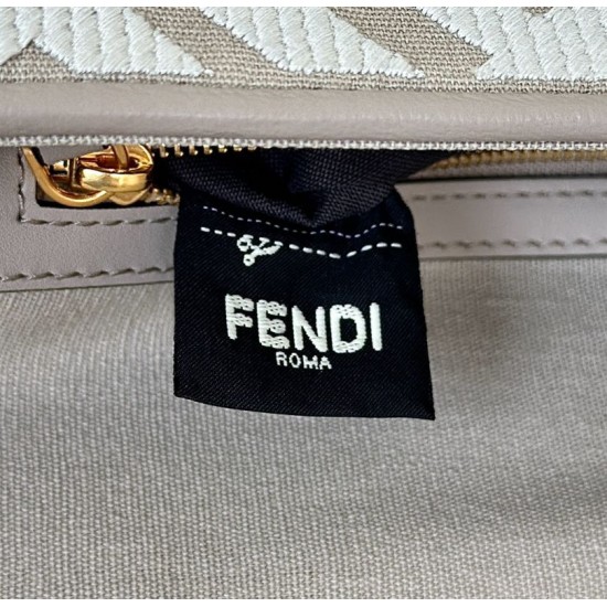 Premio Replica Borsa a tracolla classica Fendi Baguette FF ricamato grigio Imitazione Outlet