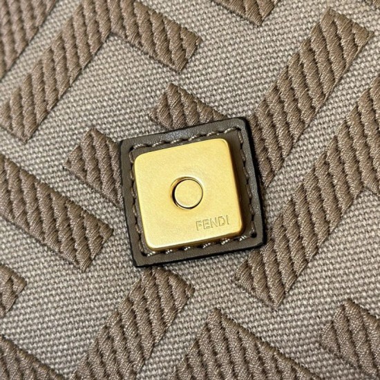 Premio Replica Borsa a tracolla classica Fendi Baguette FF ricamato marrone Imitazione Outlet