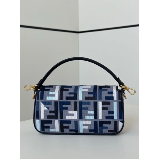Premio Replica Borsa a tracolla classica Fendi Baguette FF ricamato Blu Imitazione Outlet