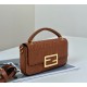 Premio Replica Borsa Fendi Baguette con manico superiore e logo FF impresso marrone Imitazione Outlet