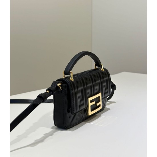 Premio Replica Borsa Fendi Baguette con manico superiore e logo FF impresso Nero Imitazione Outlet