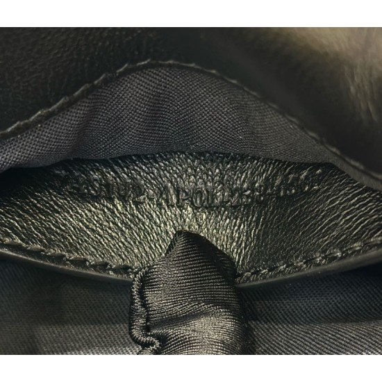 Premio Replica Borsa Fendi Baguette con manico superiore e logo FF impresso Nero Imitazione Outlet