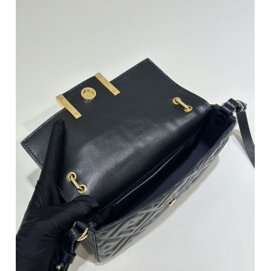 Premio Replica Borsa Fendi Baguette con manico superiore e logo FF impresso Nero Imitazione Outlet