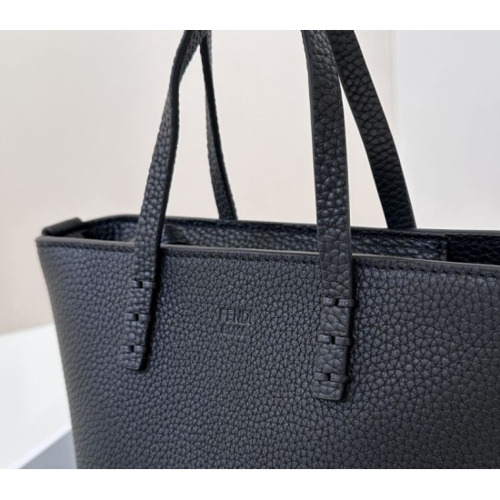 Replica Borsa tote Fendi Roll Mini Selleria Nero False fatte bene Online Premio Replica Borsa tote Fendi Roll Mini Selleria Nero Imitazione Outlet