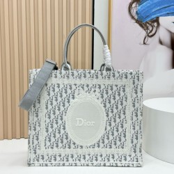 Premio Replica Borsa da uomo Dior Book Tote Piccola/Media/Grande con ricamo obliquo e tracolla blu/bianca Imitazione Outlet