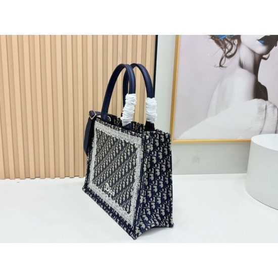 Premio Replica Borsa tote Dior Book con ricami e cornice in pizzo bianco Nero Imitazione Outlet
