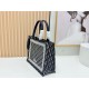 Premio Replica Borsa tote Dior Book con ricami e cornice in pizzo bianco Nero Imitazione Outlet