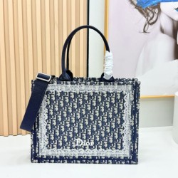 Premio Replica Borsa tote Dior Book con ricami e cornice in pizzo bianco Nero Imitazione Outlet