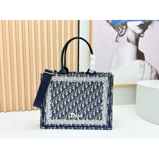 Premio Replica Borsa tote Dior Book con ricami e cornice in pizzo bianco Nero Imitazione Outlet
