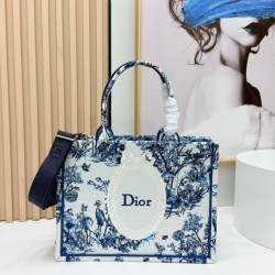Premio Replica Borsa Dior Book Tote piccola/media/grande con ricamo Toile de Jouy blu/bianco Imitazione Outlet
