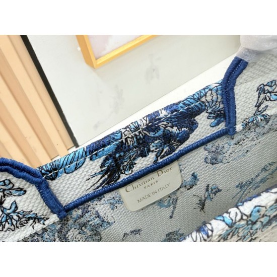 Premio Replica Borsa Dior Book Tote piccola/media/grande con ricamo Toile de Jouy blu/bianco Imitazione Outlet