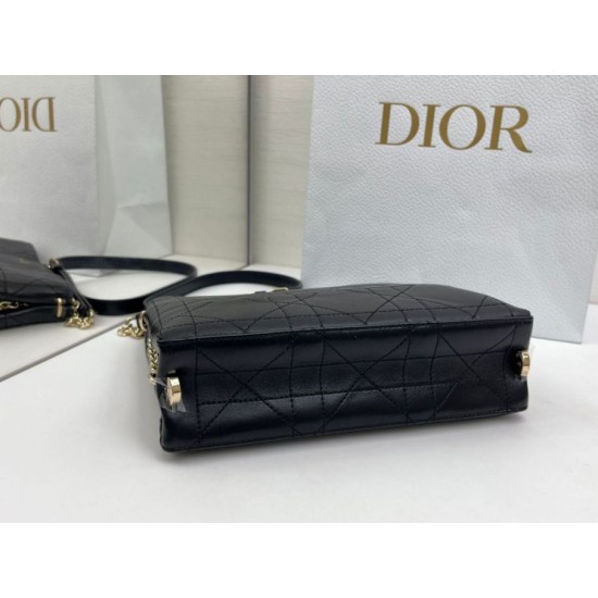 Premio Replica Borsa Dior Trianon con catena nera Imitazione Outlet