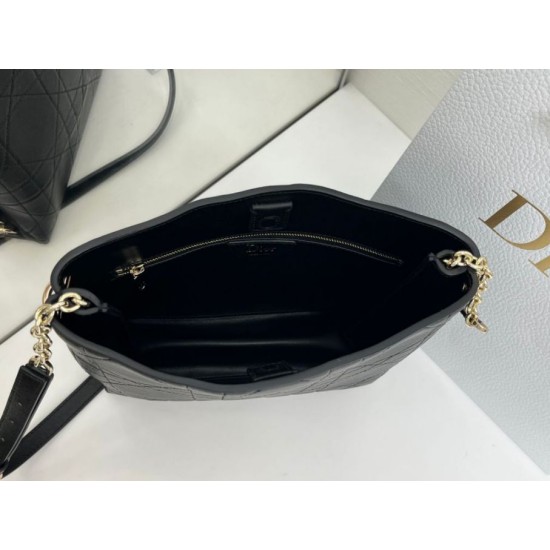 Premio Replica Borsa Dior Trianon con catena nera Imitazione Outlet