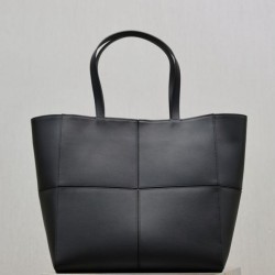 Replica Borsa tote YSL Saint Laurent Carré Nera Fallate Online