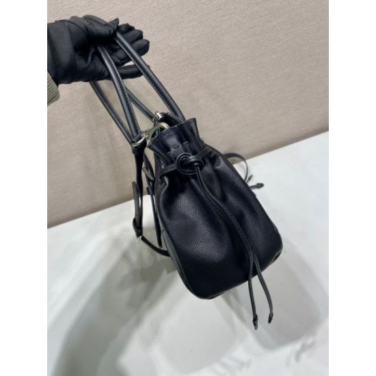 Replica Borsa Prada Bonne con manico superiore 1BG628 Nera Fallate Online