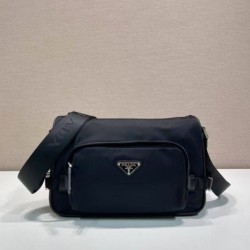 Replica Borsa a tracolla da uomo Prada nylon/saffiano 2VH192 Nero Fallate Online
